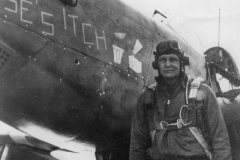 Major Ed Hiro 363rd FS Squadron CommanderHere with his P-51 "Horse's Itch"