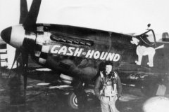 P-51D "Gash Hound" Lt Pete Pelon, 44-14849, G4-D